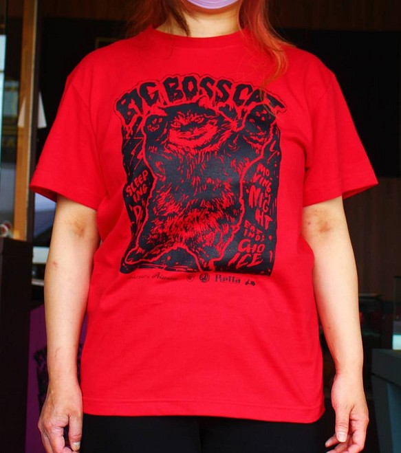 ボス猫！“BIG BOSS CAT” Tシャツ/ホラーショー/ユニセックス“ 誇りの赤黒” Lサイズ 1枚目の画像