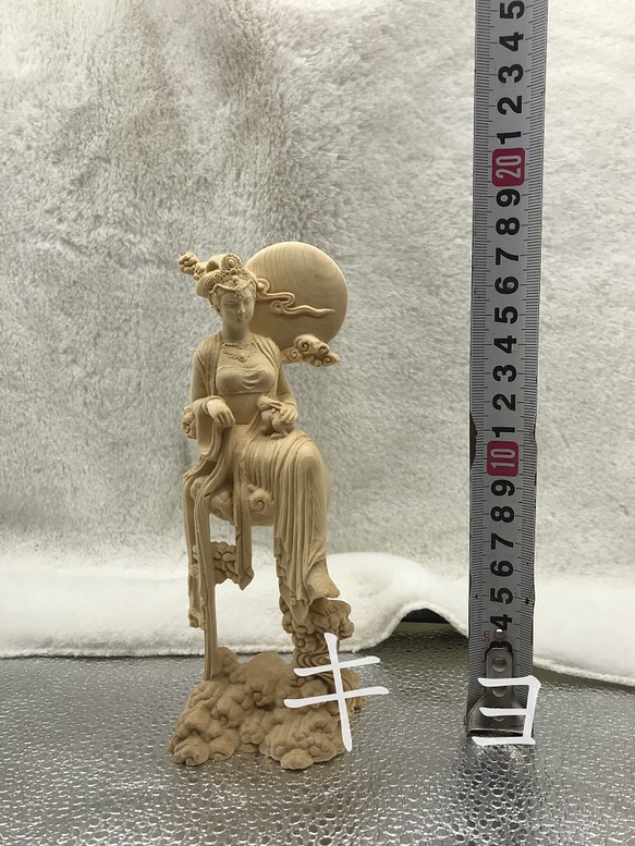 宫崎】嫦娥 彫刻工芸品 置物 中国神話に登場する人物で 后羿の妻です