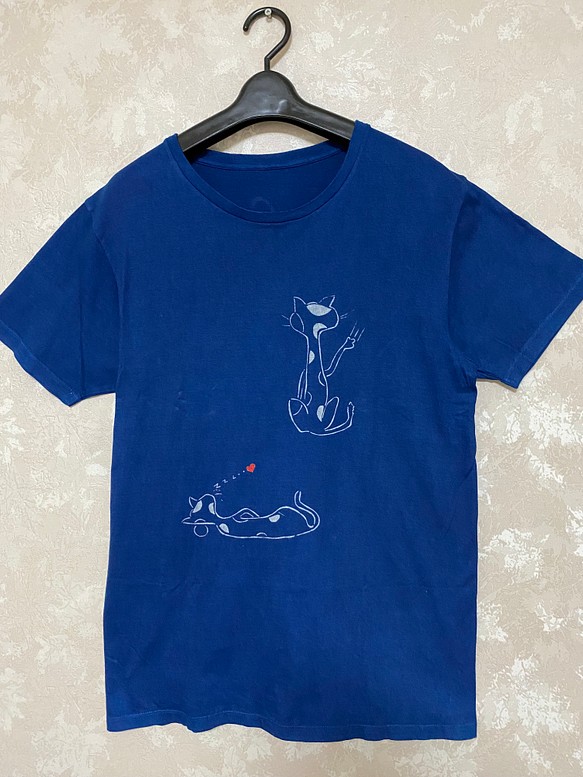 藍染めTシャツ(ネコ3)   ⑩ 1枚目の画像