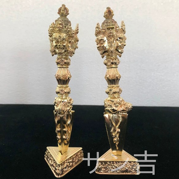 チベット仏教法器 プーバ金鋼撅 真鍮製 vajra 18cm - 金属工芸