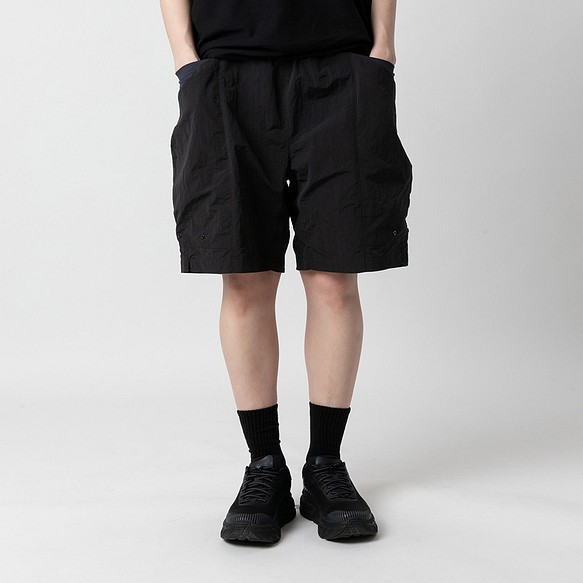 TMCAZ Utility Shorts[黑色]戶外双侧立体口袋短裤 山系城市輕機能風 第1張的照片