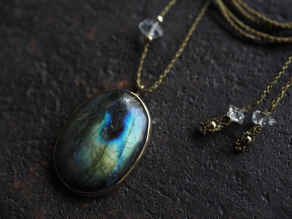 labradorite brass necklace (honoh) gstaaddelivery.x10.mx