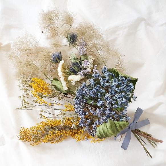 紫陽花とミモザ＊ドライフラワースワッグ❀ブーケ　ギフト 1枚目の画像
