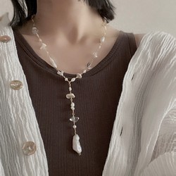 〖 necklace 〗Y字型 淡水パールネックレス 1枚目の画像