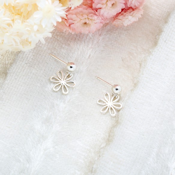可愛 小雛菊 花朵 Flower 一對 s925 純銀 耳環 耳夾 情人節 禮物 第1張的照片