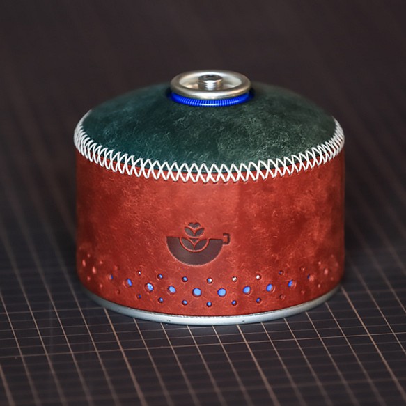 アウトドアキャンプ用レトロ風ガス缶カバー OD缶カバー プエブロレザー手縫い pueblo 230g/450g 1枚目の画像