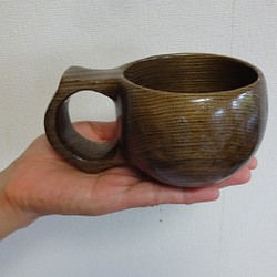 神代タモで作った一木彫りコーヒーカップ。 1枚目の画像