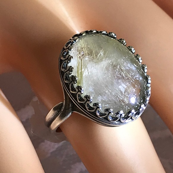 針水晶・・ルチルクォーツ ring （フリーサイズ・１６×１２） 1枚目の画像
