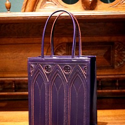 中世ゴシック建築モチーフの「カテドラルバッグ1C」（本革製）／ヴァイオレット violet cathedral bag 1枚目の画像