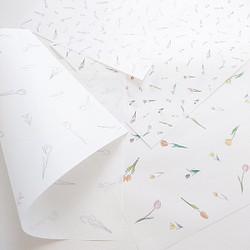チューリップ 模様 薄紙 デザインペーパー A4サイズ 20枚入り かわいい 包装紙 ラッピングペーパー ギフト 花柄 1枚目の画像