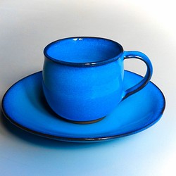 天藍色 Demitasse 杯子和碟子 第1張的照片