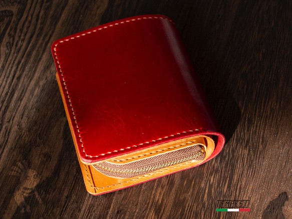 【イタリアンレザー】 IBIZA+MAYA　ファスナー小銭入れ付き手縫い二つ折り財布　レッドxブラウン 1枚目の画像