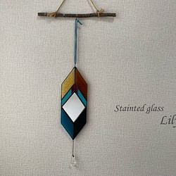 ステンドグラス  「矢羽根の鏡」オーナメント 1枚目の画像