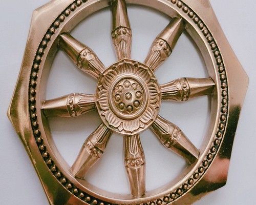 仏教法器 法輪 輪宝 密教法具 チベット 真鍮製 11cm
