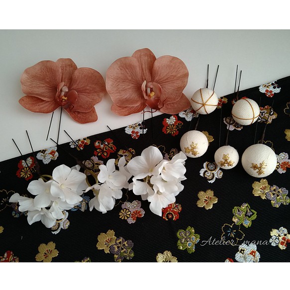 和装　アーティフィシャルフラワーと和玉の髪飾り　ラストカラーの胡蝶蘭　振袖、袴に 1枚目の画像