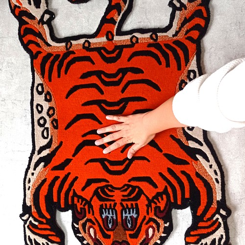○在庫処分価格○残り1枚! チベット絨毯タイガー 60cm ☓ 90cm ウール 