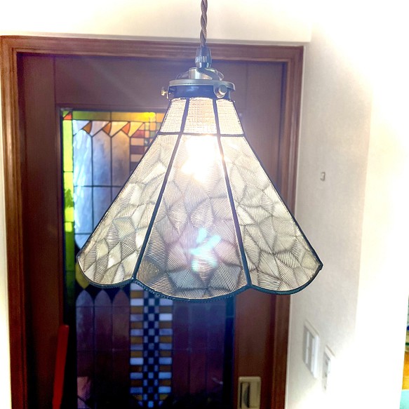 昭和ガラスのペンダントランプ(2) クリアー系 ステンドグラス - 照明 