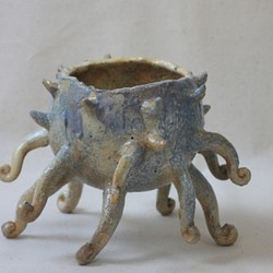 タコ足陶製植木鉢(Y) 1枚目の画像