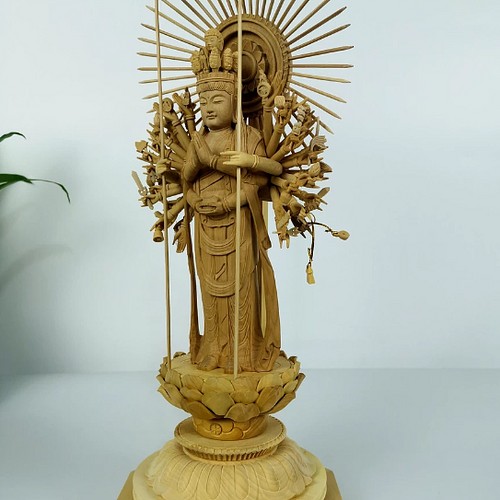 大迫力 木彫仏像 千手観音菩薩立像 精密彫刻 仏教工芸 柘植材 仏師で 