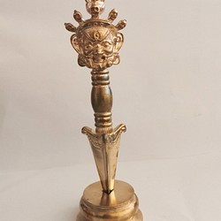 チベット仏教法器 京派穢迹金鋼撅（小） 金剛杵 真鍮製 vajra 8cm