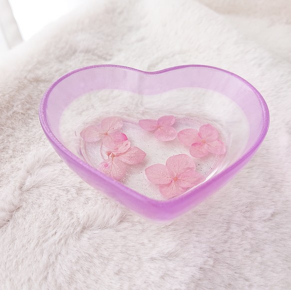【容器】ピンクパープルの紫陽花のハート小皿 1枚目の画像