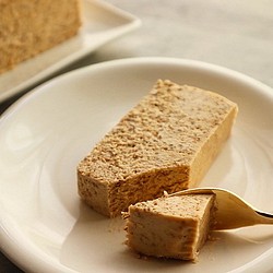 低糖質・グルテンフリーチーズケーキ「ミルクティー」 1枚目の画像