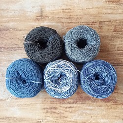 靛藍 184 米 x 5 色 B/泰國植物染色棉線 0.7 毫米 30 克/刺繡、刺子、編織、花環、包裝/公平貿易 第1張的照片