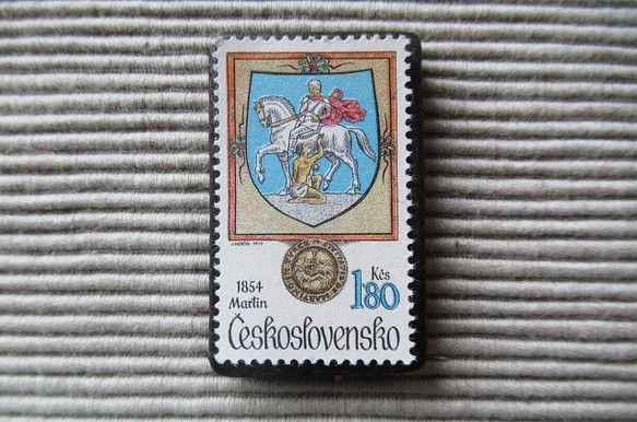 チェコスロバキア　切手ブローチ8204 1枚目の画像