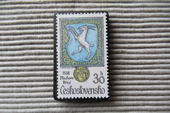 チェコスロバキア　切手ブローチ8206 1枚目の画像