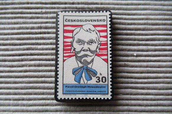 チェコスロバキア　切手ブローチ8216 1枚目の画像