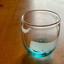 夏一番星コップ　マッコウクジラの親子　　グラス　ビアグラス 1枚目の画像