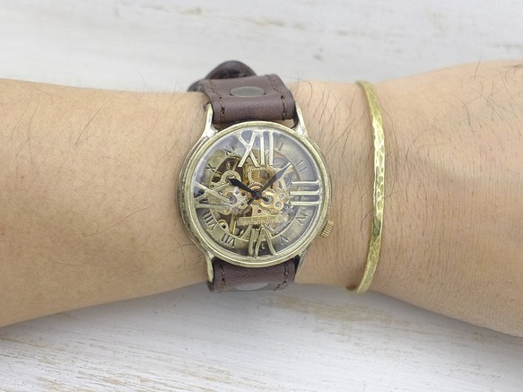BHW121 手動上鍊黃銅 36 毫米羅馬數字浮動縫紉針帶手工手錶 第1張的照片