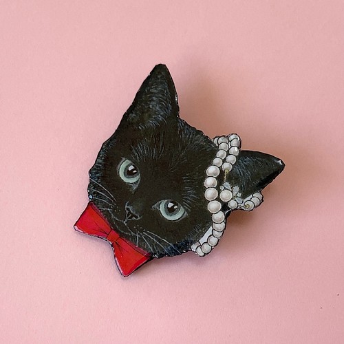 黒猫 ブローチ オリジナル イラスト ねこ 猫 blackcat 赤リボン 