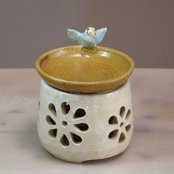 小鳥の茶香炉「セキセイインコ」（アロマポット） 1枚目の画像