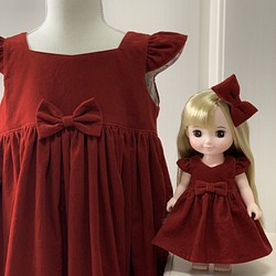 深紅　コーデュロイ　ワンピース　26㎝ドール　お揃い　子供服　ドール服 1枚目の画像