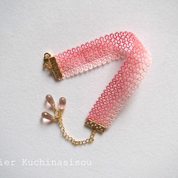 【訂做】【手染】梭織蕾絲捷克珠手鍊&lt;粉紅珊瑚&gt; 第1張的照片
