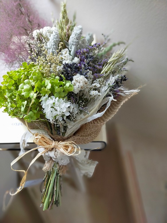 ドライフラワー スワッグ❁77スモークツリー紫陽花 ひまわり蓮 スターチス花束