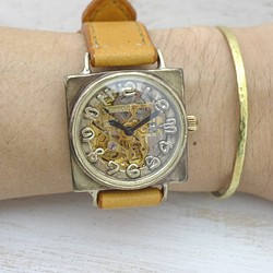 BAM027 自動巻きBrass(真鍮)36mmスクエア 手作り腕時計 [BAM027 GD/CA手縫] 1枚目の画像