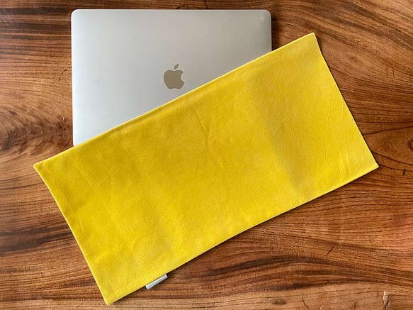 結束銷售 ☆適用於 MacBook Air 金絲雀黃色皮套/皮革文件包 第1張的照片