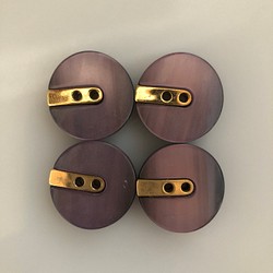 アンティーク ボタン 4個セット ビンテージ 昭和 レトロ 個性的 ハンドメイド素材 紫色　パープル　ポップ アクセ 1枚目の画像