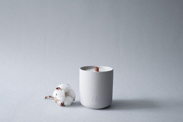 cotton - PRESENT/this series | scented candle | ~40hrs 1枚目の画像