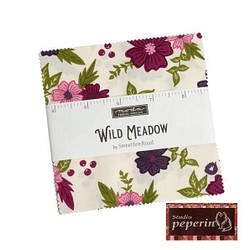 「Wild Meadow」moda Charm Pack (カットクロス42枚) Sweetfire Road 1枚目の画像