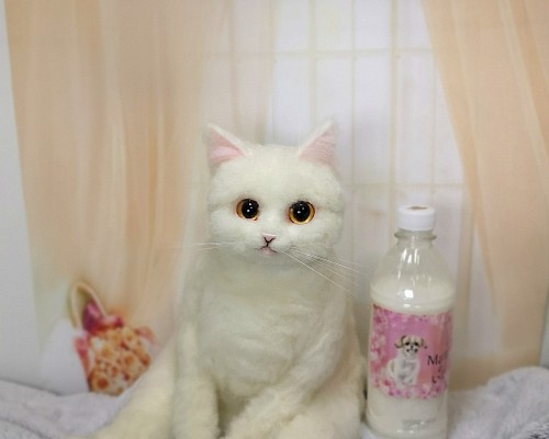 羊毛フェルト白マンチカン 猫 ハンドメイド ねこ ネコ フェルト猫 
