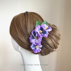 パンジーと葉っぱのヘッドドレス（6本） 結婚式　パンジー　ウェディング　パープル　紫　成人式　結婚式　造花 1枚目の画像