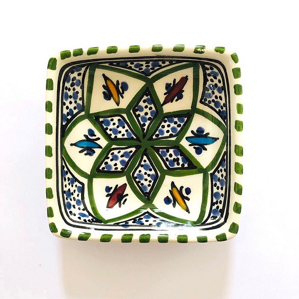 チュニジア・ナブールの陶器  　幾何学文様オアシスグリーン　小皿スクエア＃19 10cm 1枚目の画像