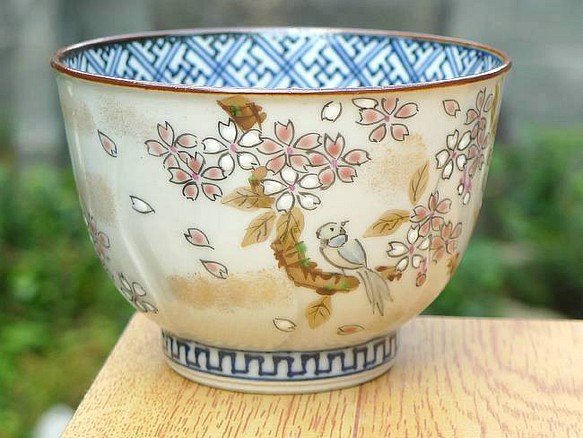 ◇商品番号 7102 彩花鳥お茶呑茶碗 桜単品 湯呑み 松韻堂 通販｜Creema