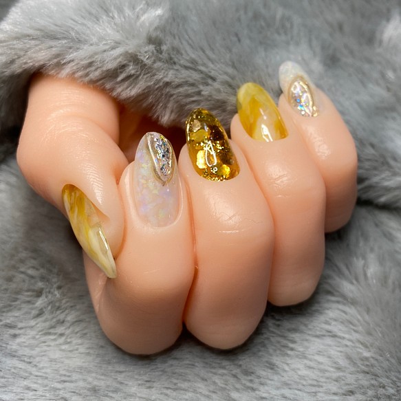 新作 秋ネイル フレークネイル オータム 琥珀ネイル ネイルチップ ネイルシール Suzu Nail 通販 Creema クリーマ ハンドメイド 手作り クラフト作品の販売サイト