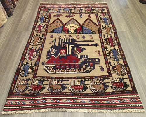 Military rug アフガンwar 手織り絨毯129cmx184cm-