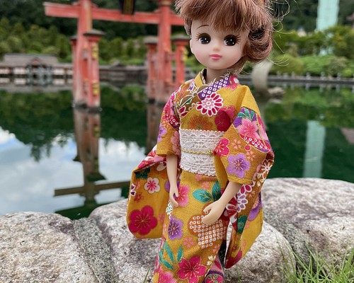 074リカちゃん ブライス ハンドメイド 服 着物 花柄 黄土色 その他