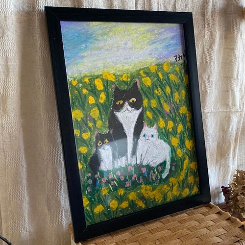 絵画。壁掛け絵原画手描き【花の中で花見をしている3匹の猫